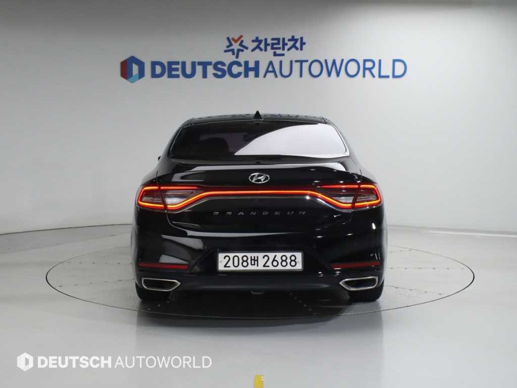 HYUNDAI Grandeur - Vista 4