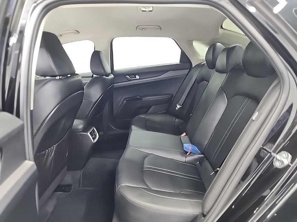 KIA K5 - Vista 12