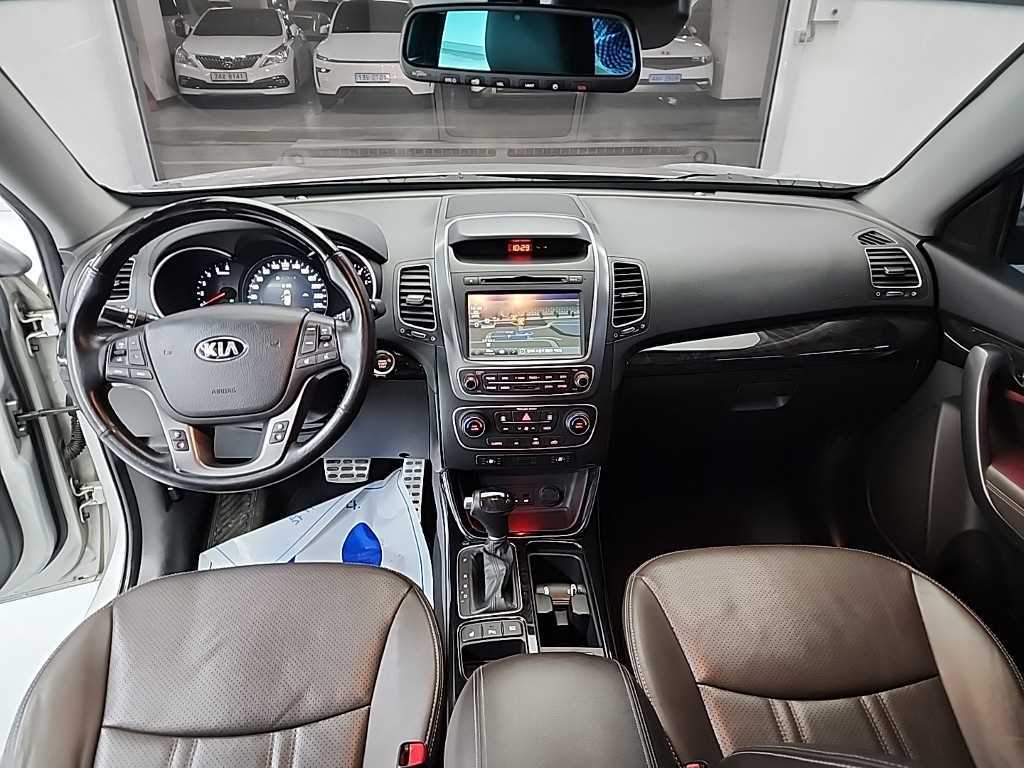 KIA Sorento - Vista 7