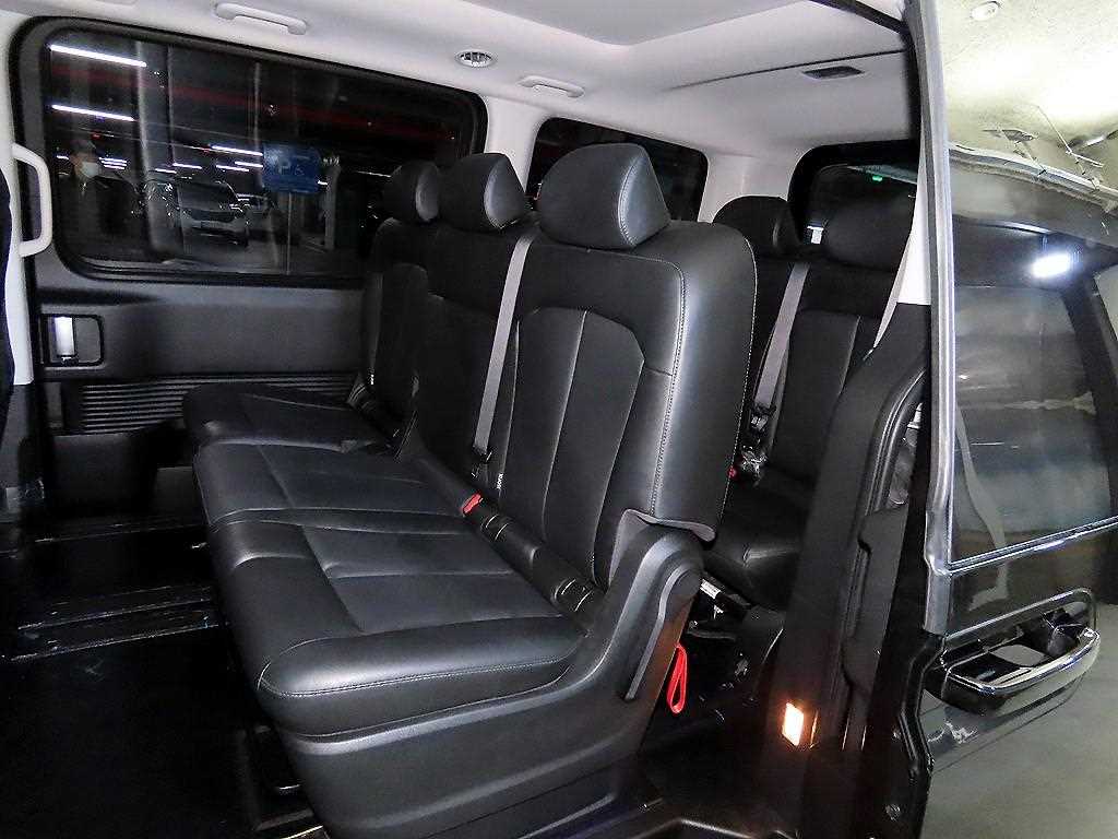 HYUNDAI Staria - Vista 7