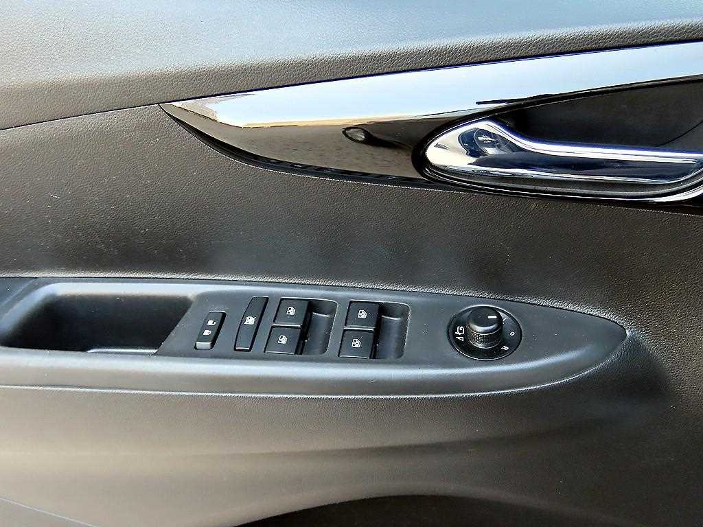 Chevrolet Spark - Vista 11