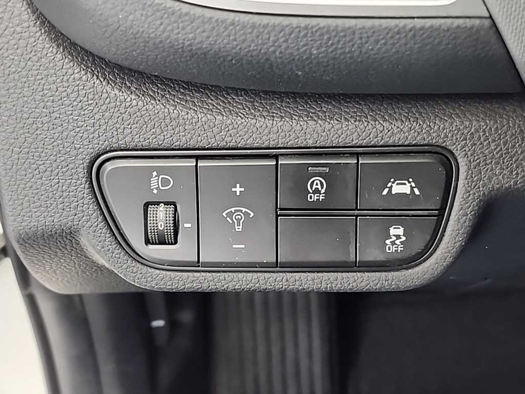 KIA Seltos 2022 Blanco - Importación desde Corea - HF Imports Iquique - Foto 15