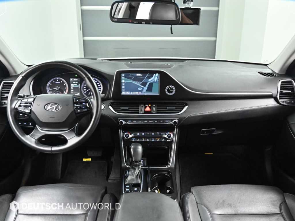 HYUNDAI Grandeur - Vista 8