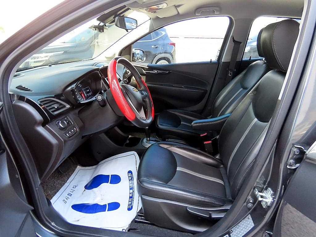 Chevrolet Spark - Vista 5