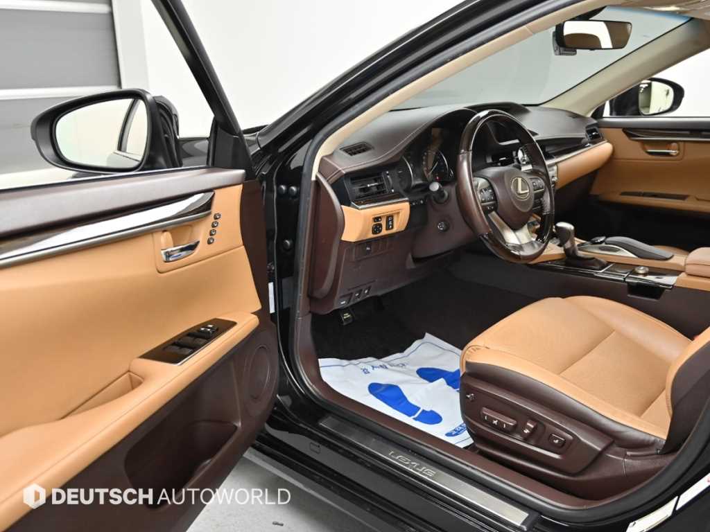 Lexus ES - Vista 11