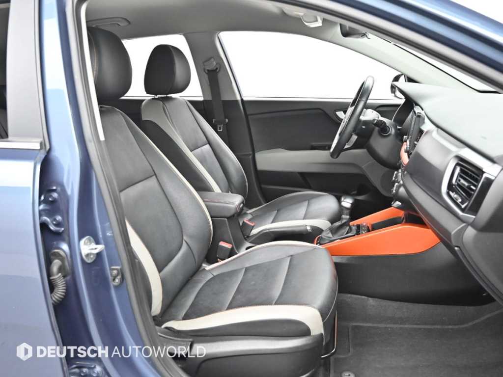 KIA Stonic - Vista 10