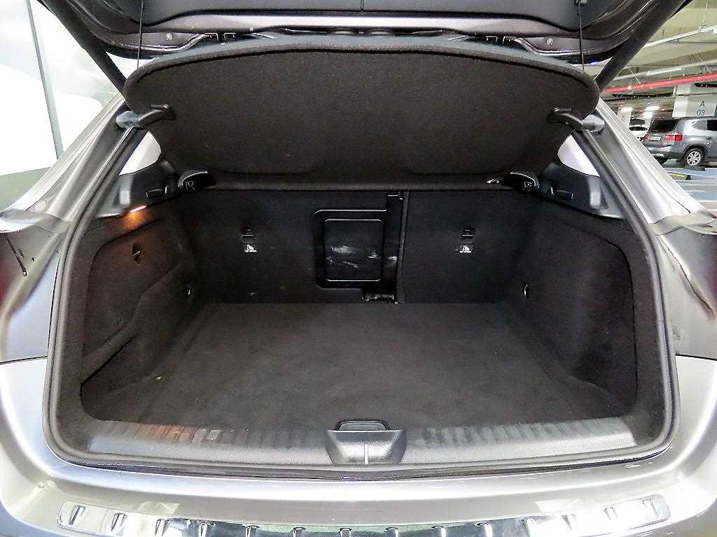 Mercedes Benz GLA Class 2018 Gris - Importación desde Corea - HF Imports Iquique - Foto 17