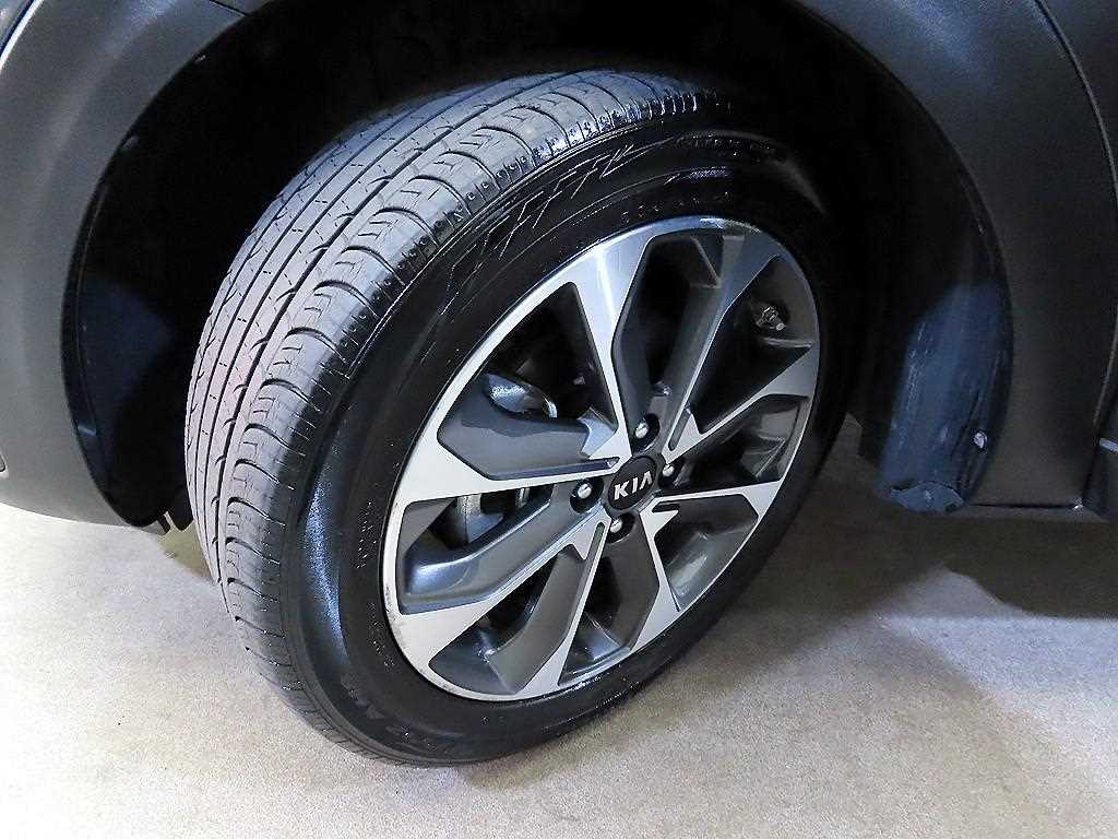 KIA Stonic 2018 Gris - Importación desde Corea - HF Imports Iquique - Foto 19