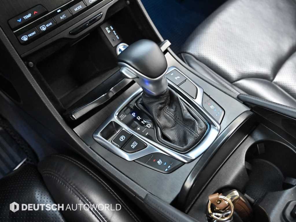 HYUNDAI Grandeur - Vista 9