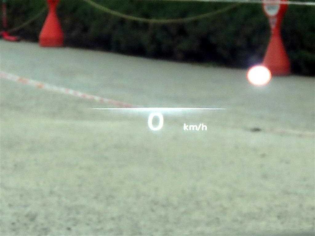 Genesis G80 - Vista 10