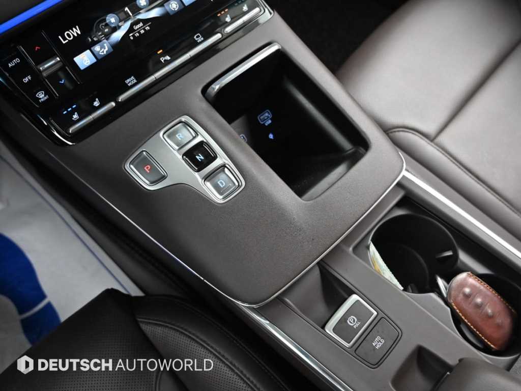 HYUNDAI Grandeur - Vista 9