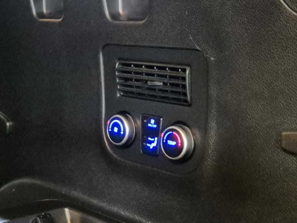 HYUNDAI Maxcruz - Vista 9