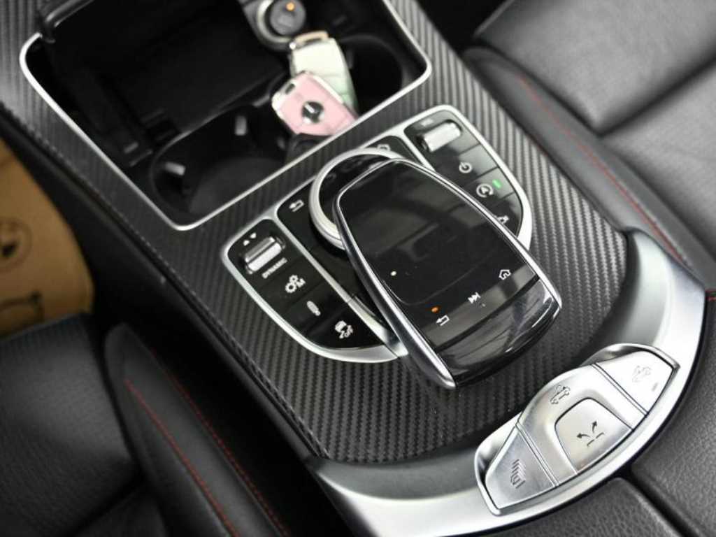 Mercedes Benz C Class 2019 Negro - Importación desde Corea - HF Imports Iquique - Foto 16