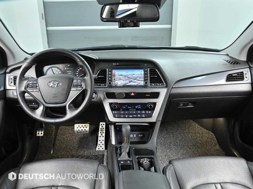 HYUNDAI Sonata - Vista 7