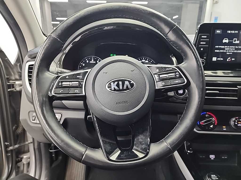 KIA Seltos - Vista 9