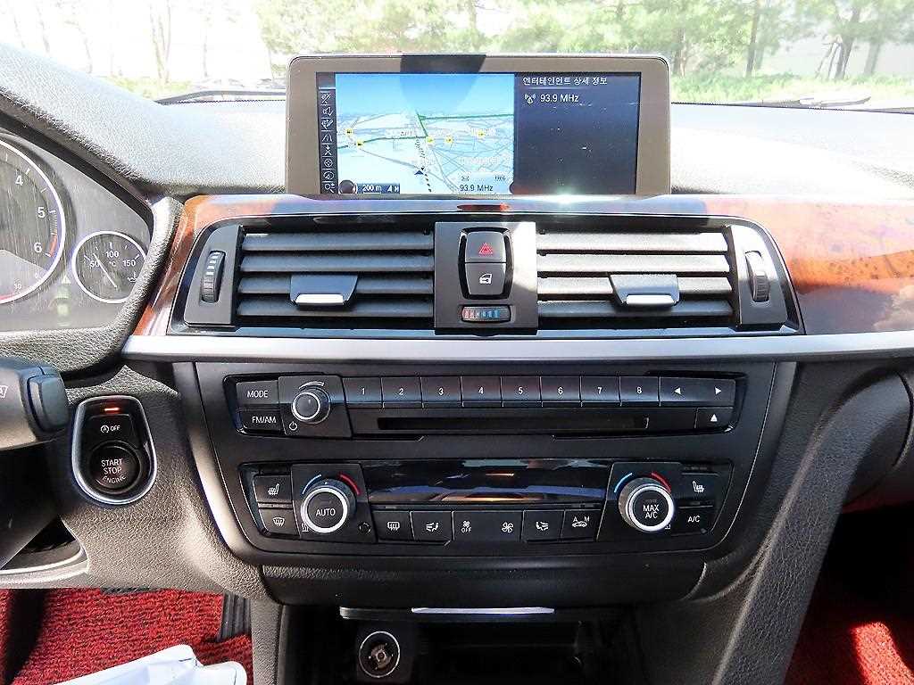 BMW 3 series 2015 Azul - Importación desde Corea - HF Imports Iquique - Foto 13