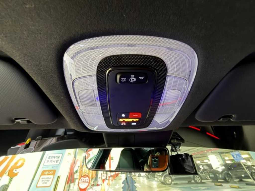 HYUNDAI Avante - Vista 12