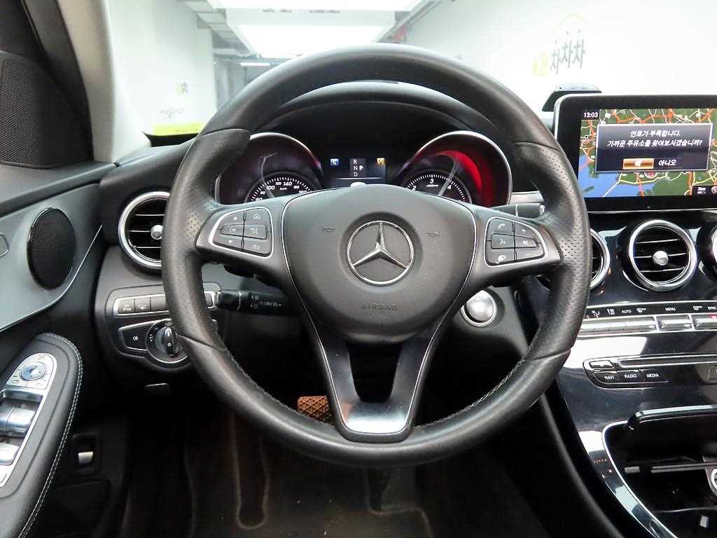 Mercedes Benz C Class - Vista 7