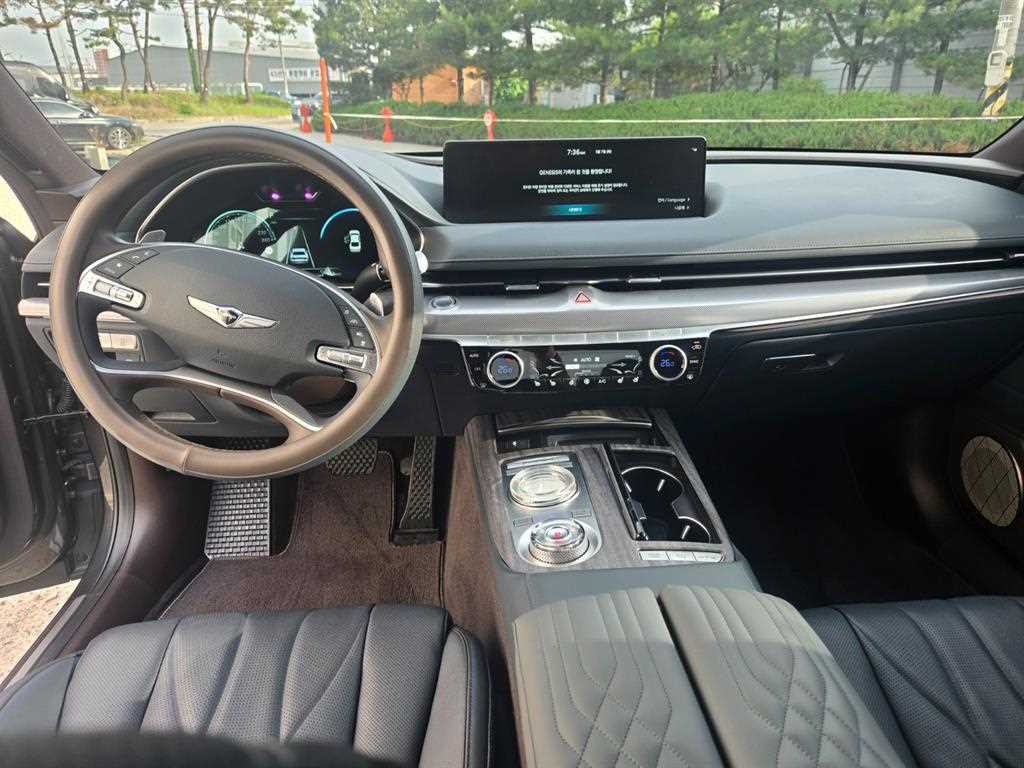 Genesis G80 - Vista 7