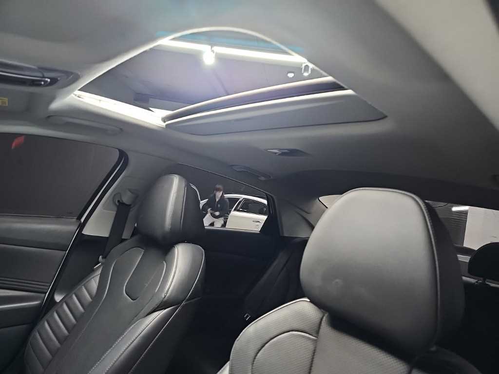 HYUNDAI Avante 2021 Blanco - Importación desde Corea - HF Imports Iquique - Foto 14