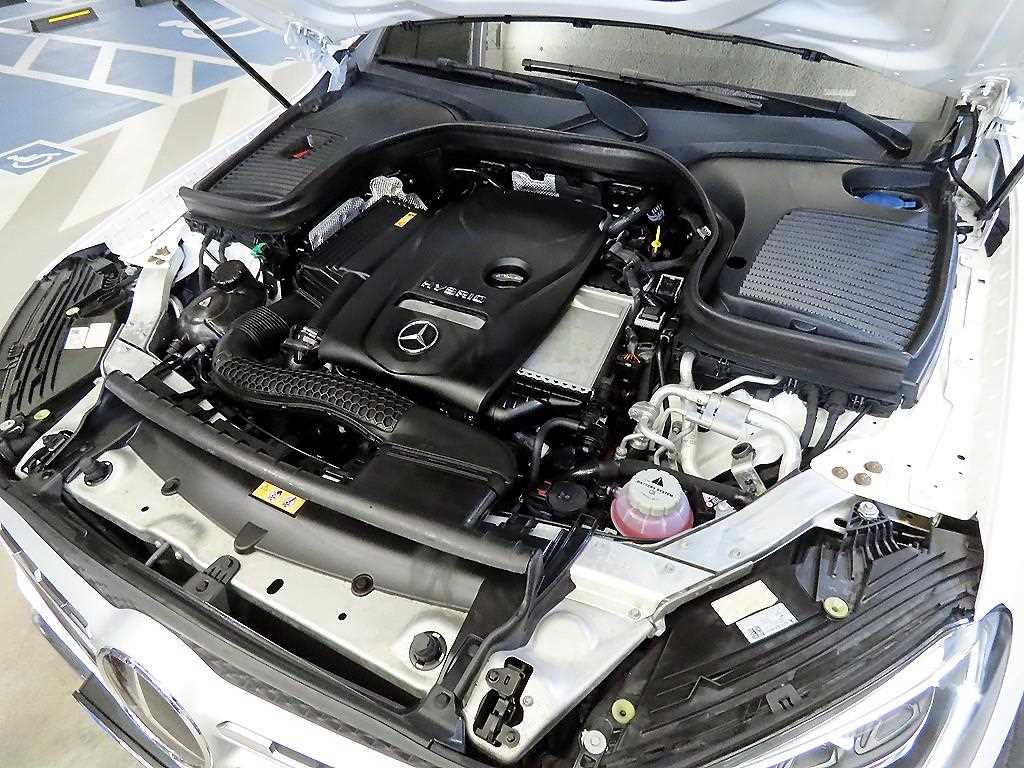 Mercedes Benz GLC Class 2021 Blanco - Importación desde Corea - HF Imports Iquique - Foto 19