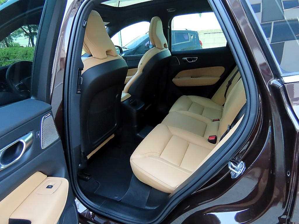 Volvo XC60 - Vista 6