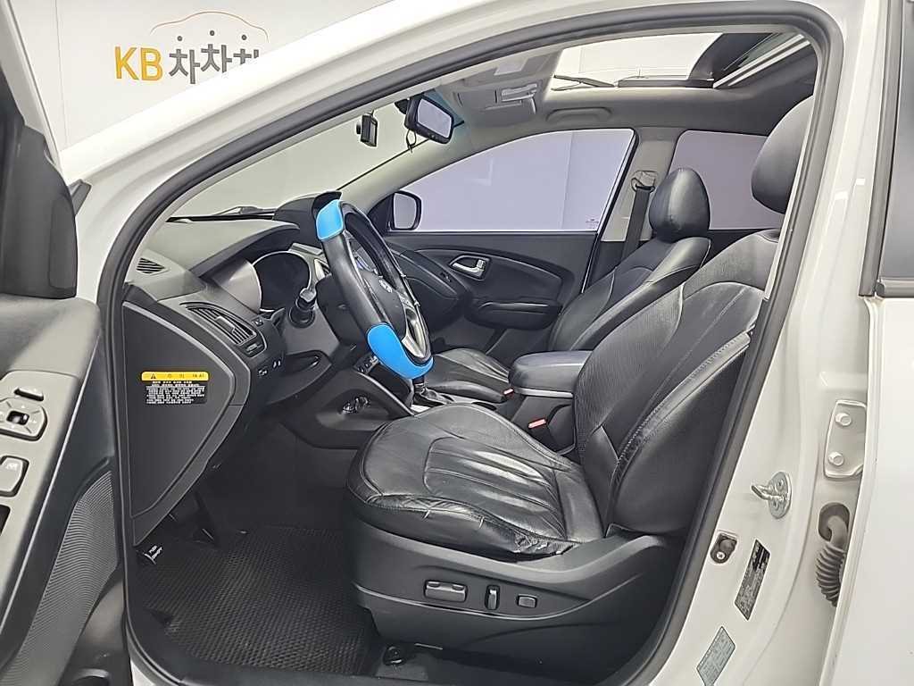 HYUNDAI Tucson - Vista 11