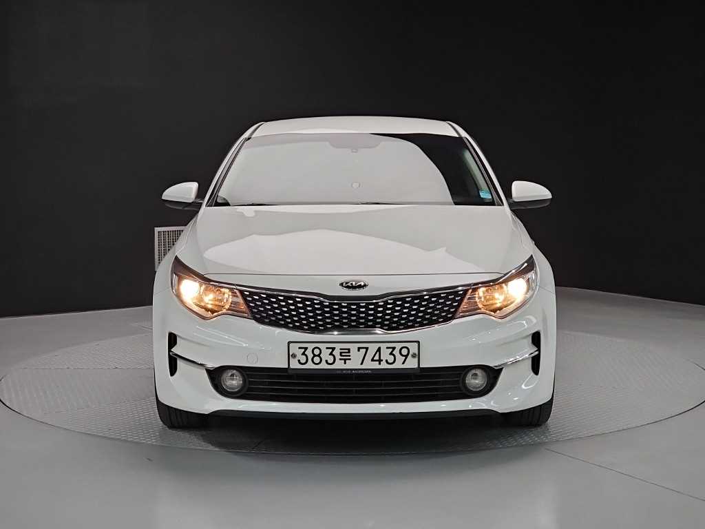 KIA K5 2017 Blanco - Importación desde Corea - HF Imports Iquique - Foto 1