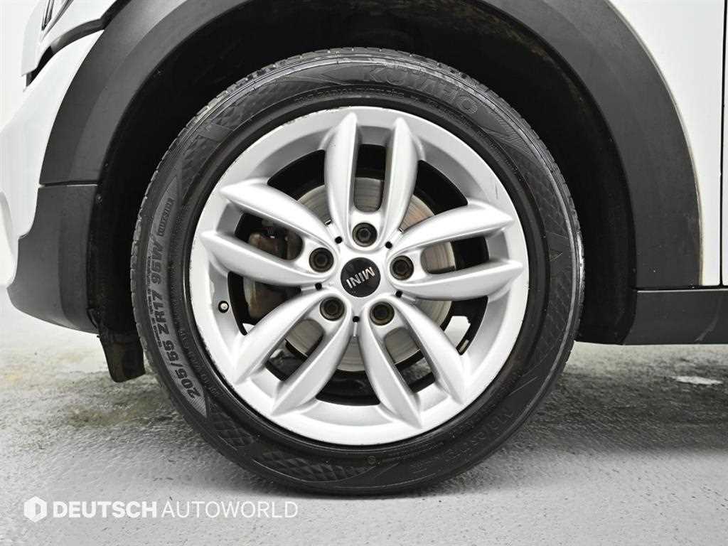 Mini Countryman - Vista 5
