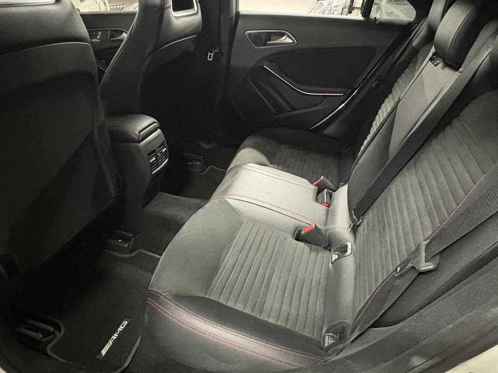 Mercedes Benz CLA Class - Vista 8