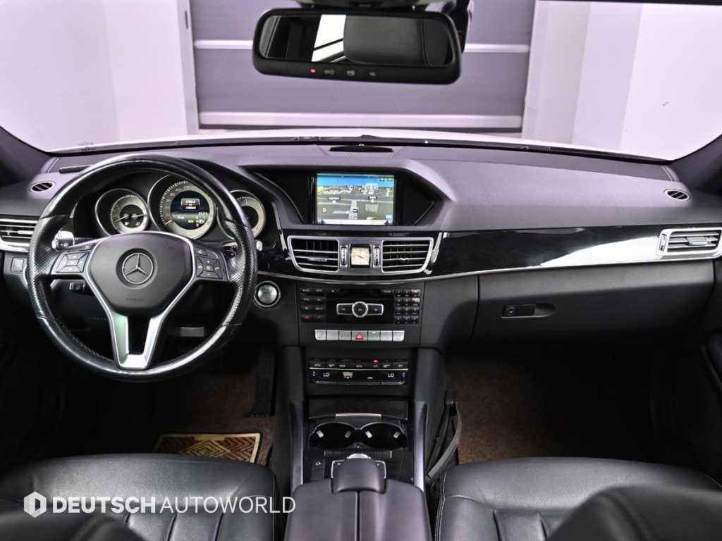 Mercedes Benz E class - Vista 7