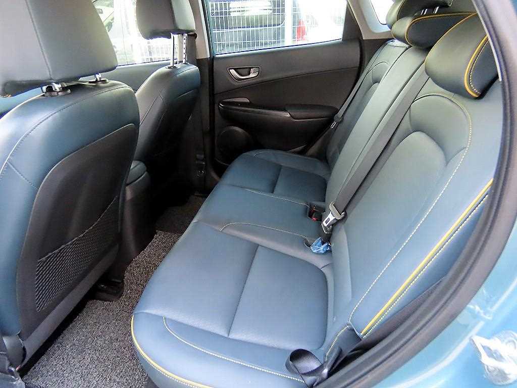 HYUNDAI Kona - Vista 6
