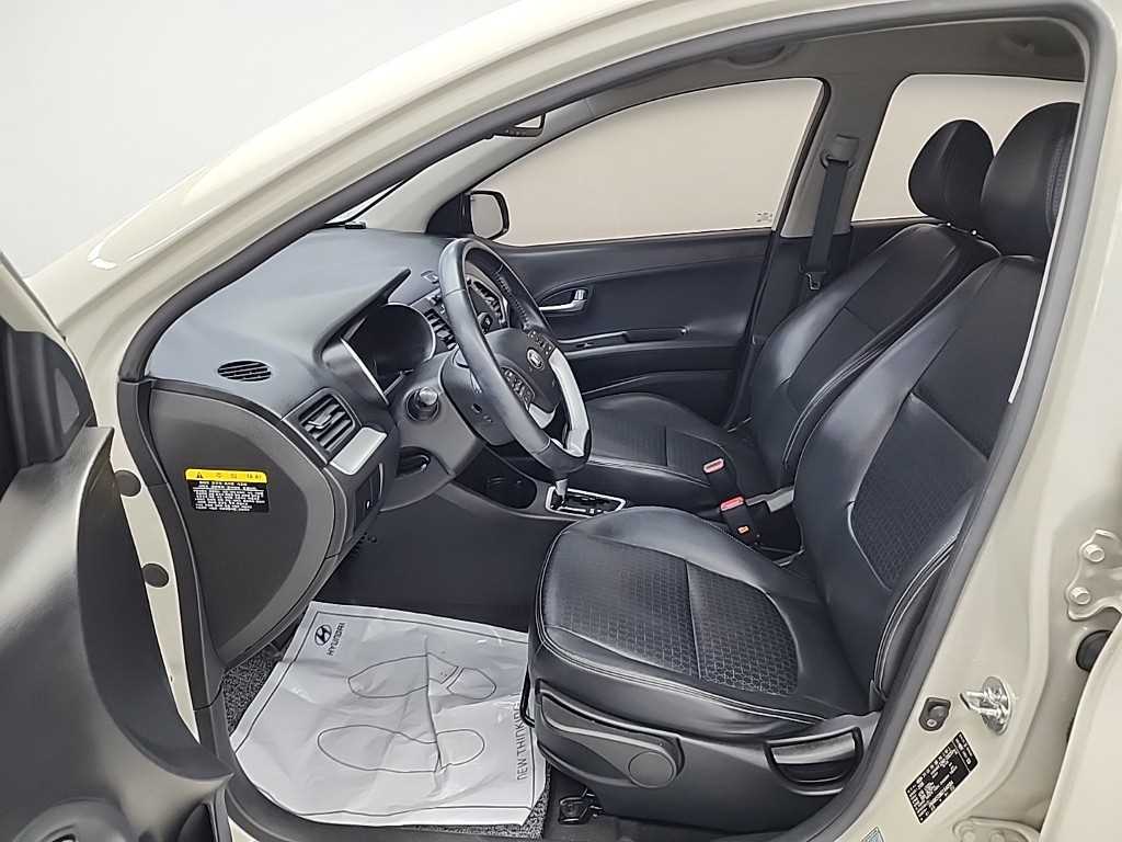 KIA Morning - Vista 11