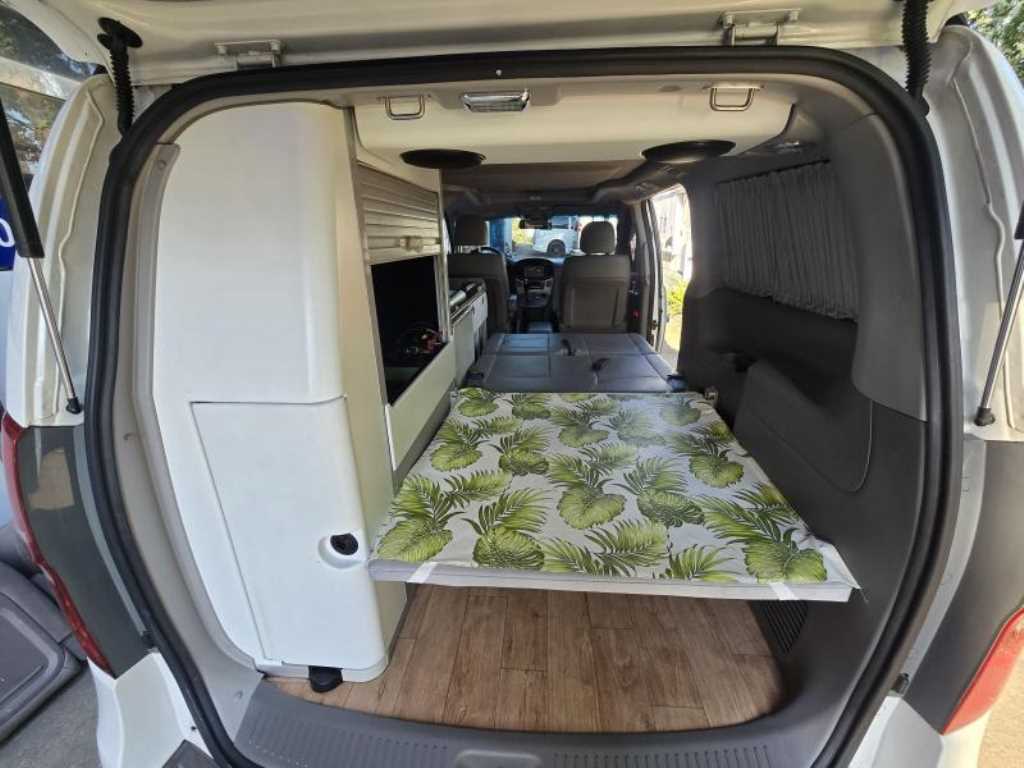 HYUNDAI Starex 2018 - Importación desde Corea - HF Imports Iquique - Foto 13