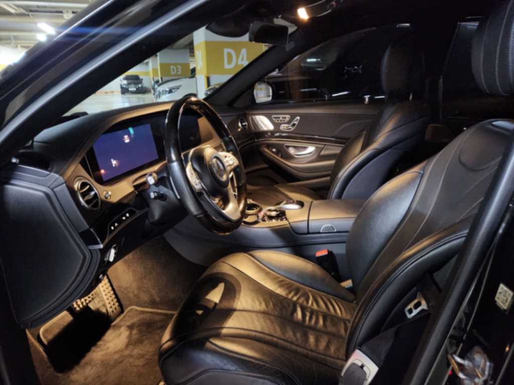Mercedes Benz S Class - Vista 4