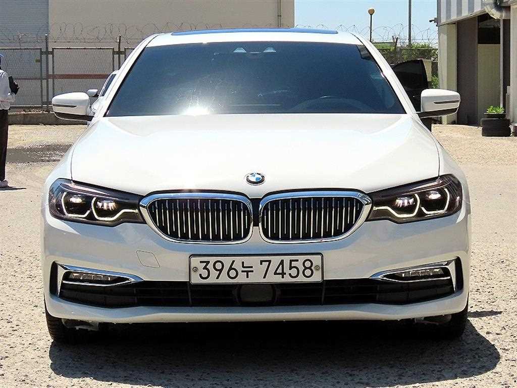 BMW 5 Series 2019 Blanco - Importación desde Corea - HF Imports Iquique - Foto 1