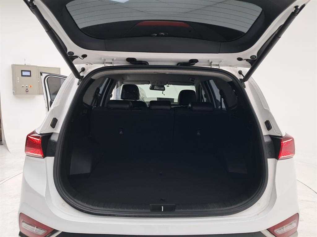 HYUNDAI Santa Fe 2019 Blanco - Importación desde Corea - HF Imports Iquique - Foto 18