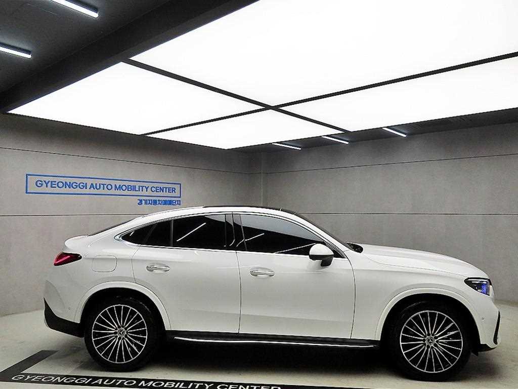 Mercedes Benz GLC Class - Vista 2