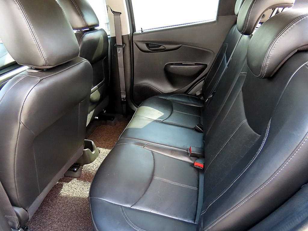 Chevrolet Spark - Vista 6