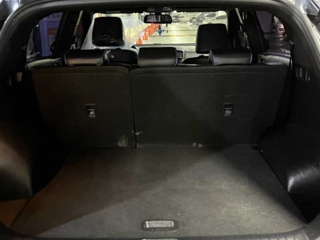 KIA Sportage - Vista 6