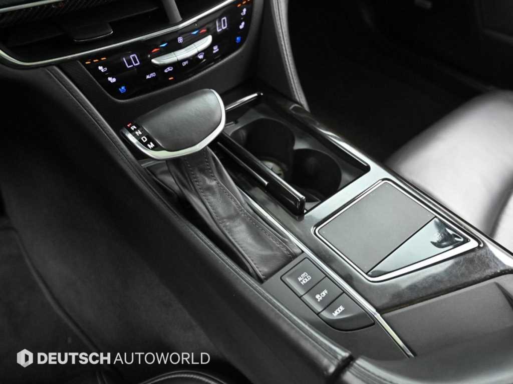 Cadillac CT6 - Vista 9