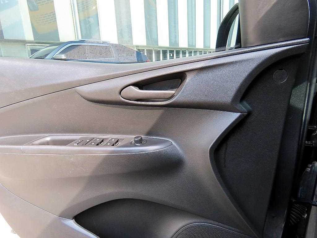 Chevrolet Spark - Vista 11