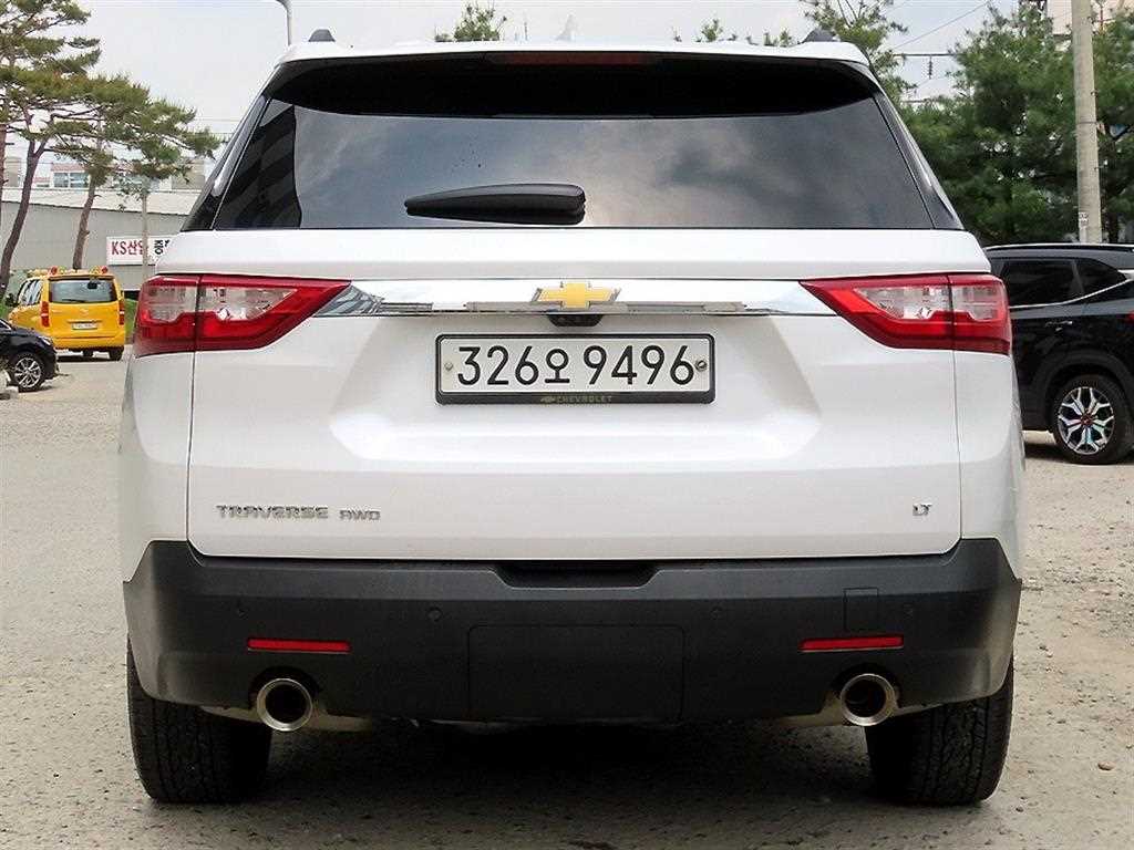 Chevrolet Travers - Vista 4