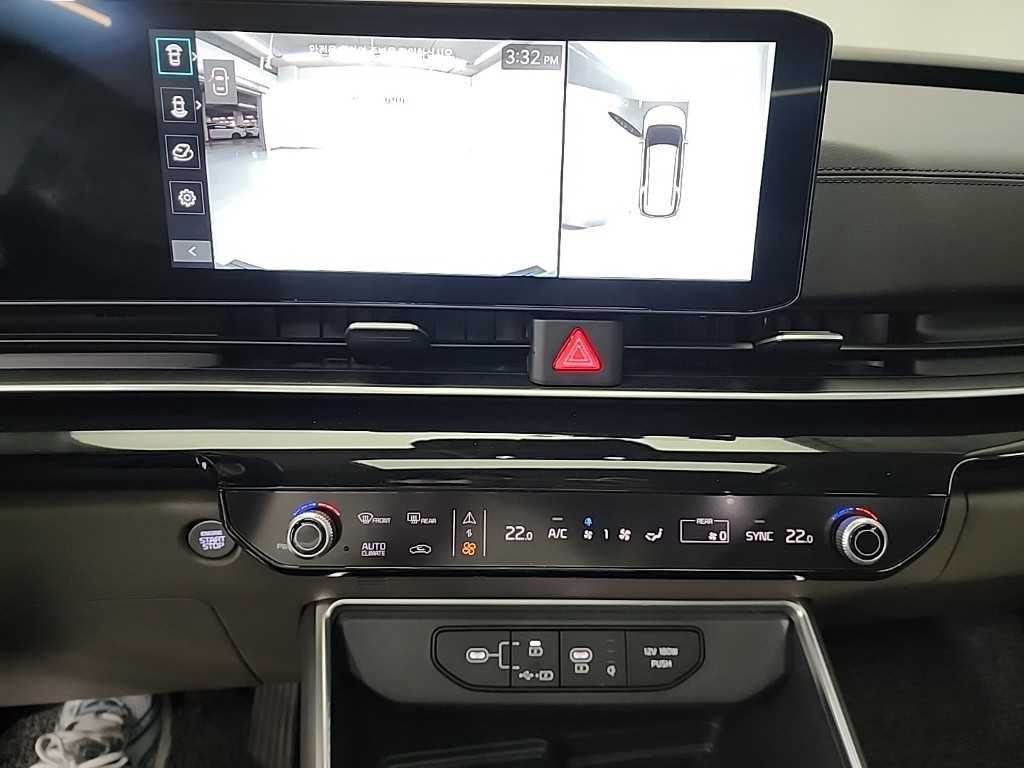 KIA Carnival - Vista 10