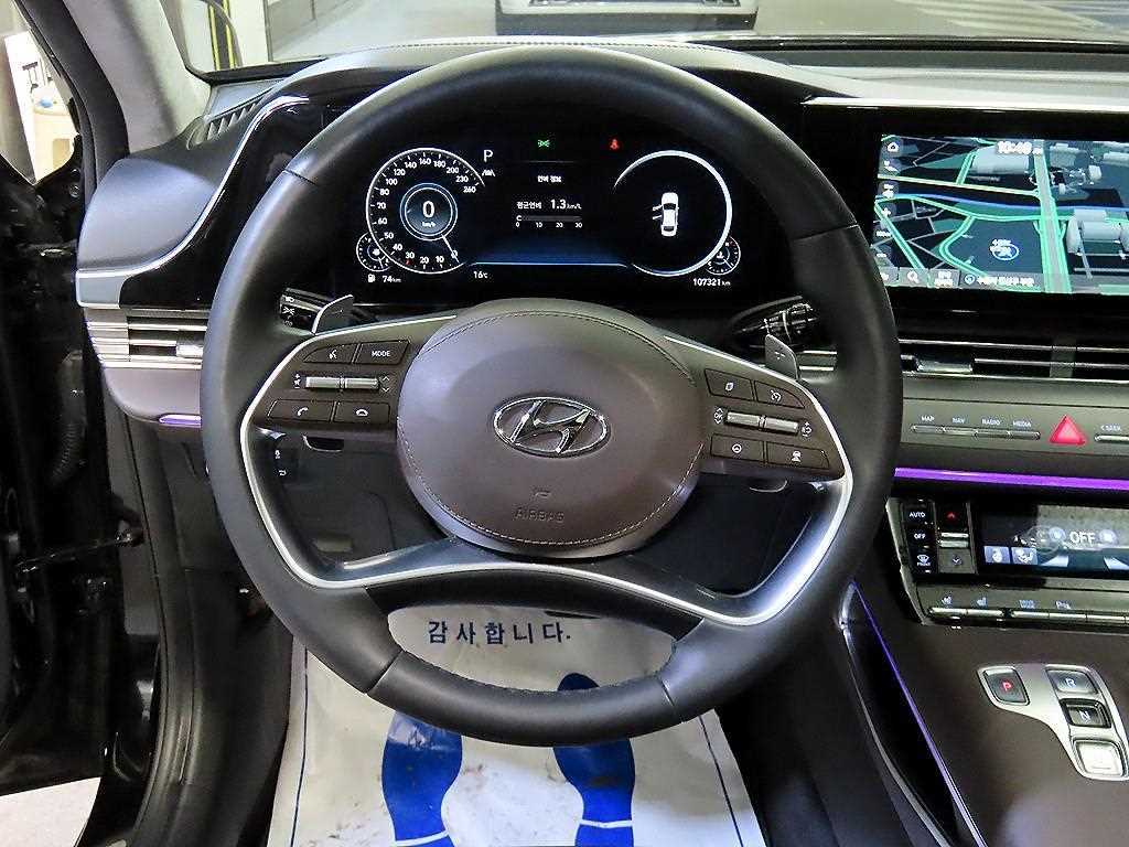 HYUNDAI Grandeur - Vista 8