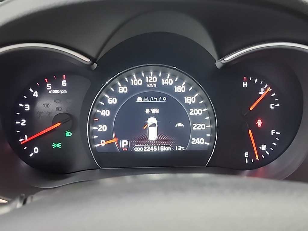 KIA Sorento - Vista 6