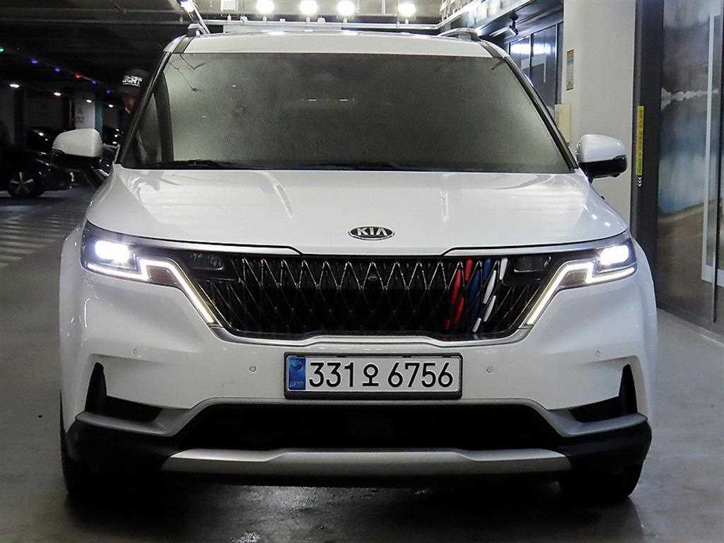 KIA Carnival - Vista 2