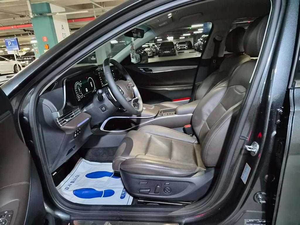 HYUNDAI Grandeur - Vista 6