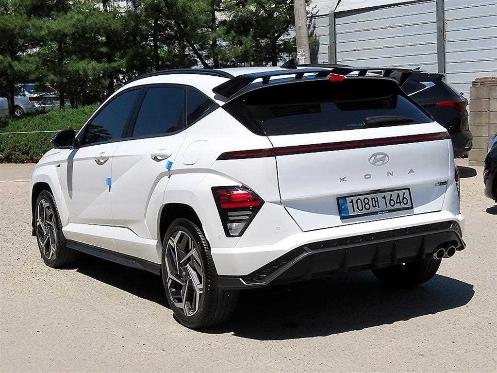 HYUNDAI Kona - Vista 3