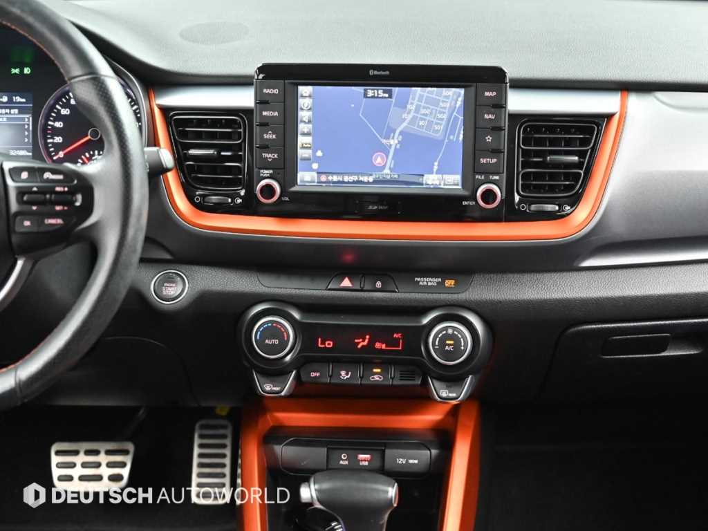 KIA Stonic 2019 Azul - Importación desde Corea - HF Imports Iquique - Foto 14
